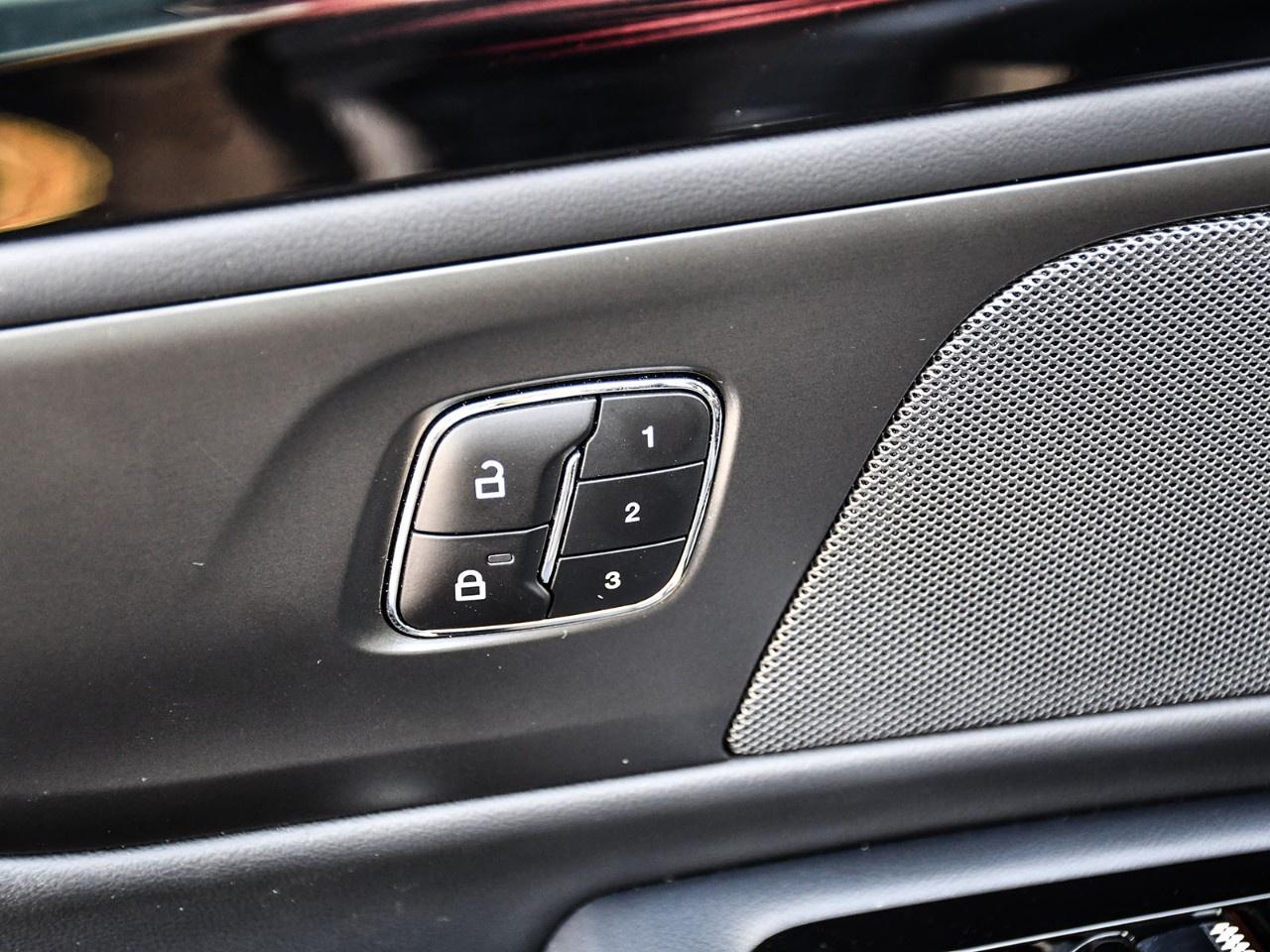 2024 Lincoln Nautilus Reserve AWD Photo