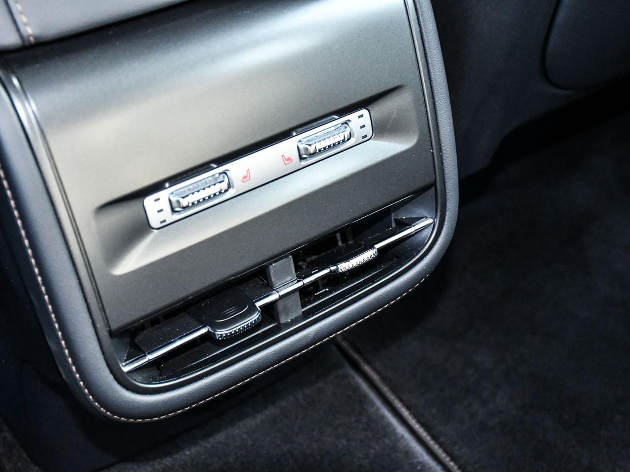 2024 Lincoln Nautilus Reserve AWD Photo