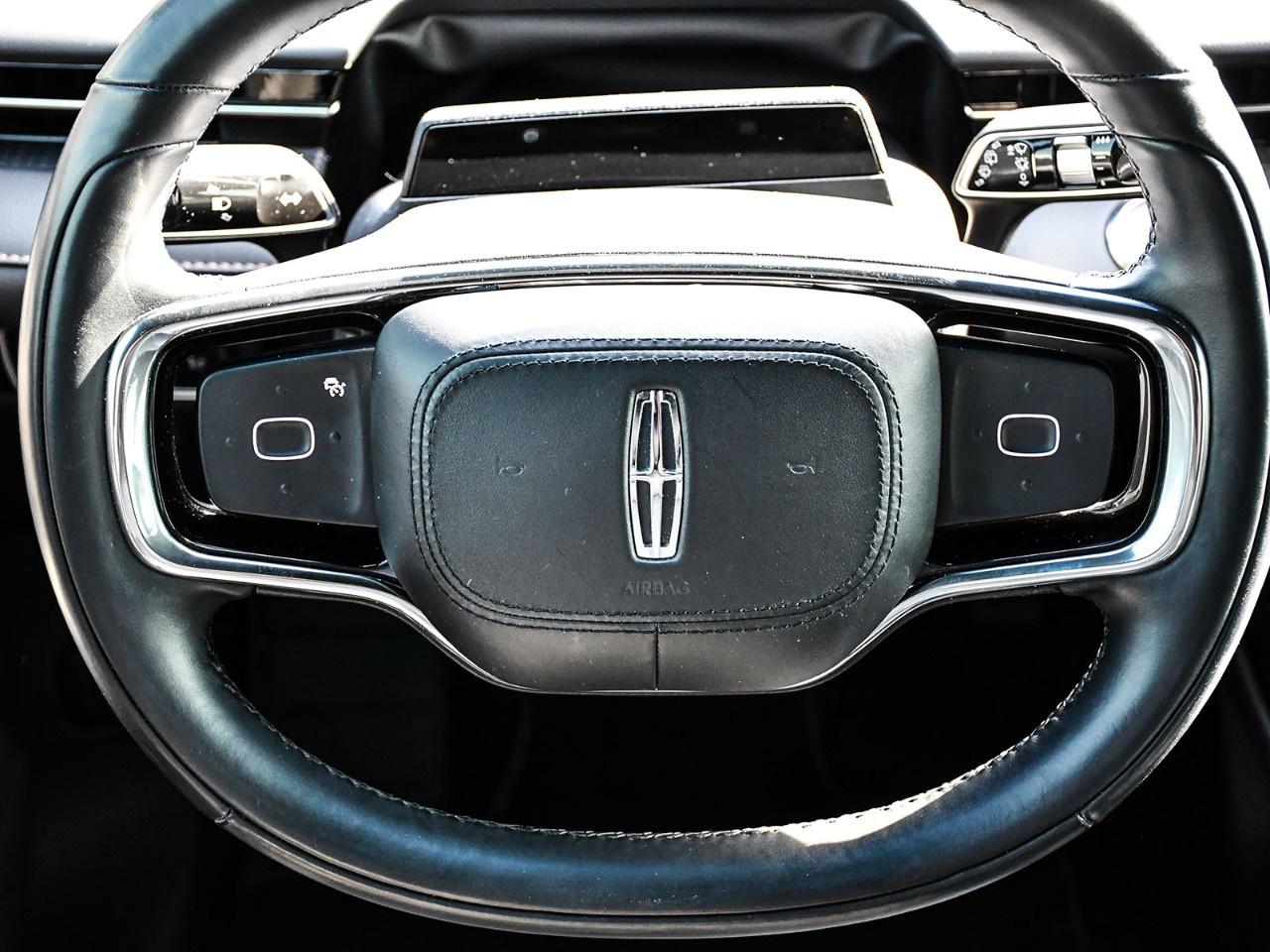 2024 Lincoln Nautilus Reserve AWD Photo