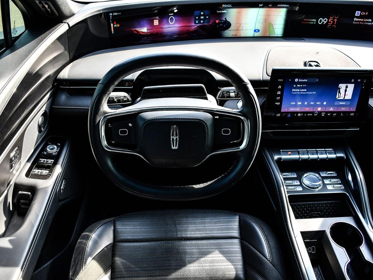 2024 Lincoln Nautilus Reserve AWD Photo