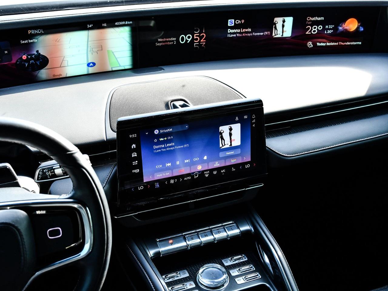 2024 Lincoln Nautilus Reserve AWD Photo