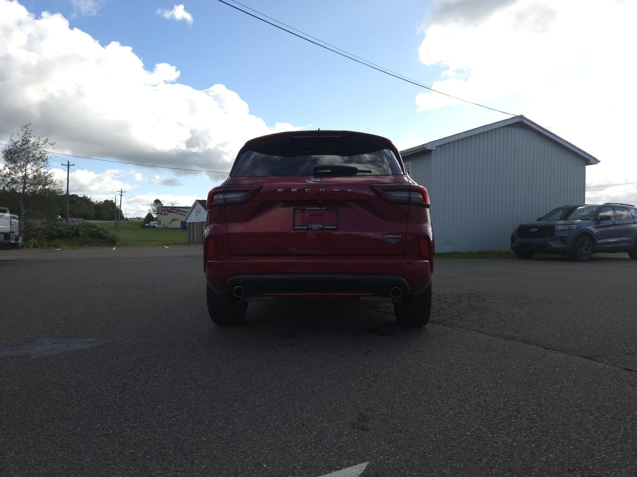2024 Ford Escape ST-Line Photo4