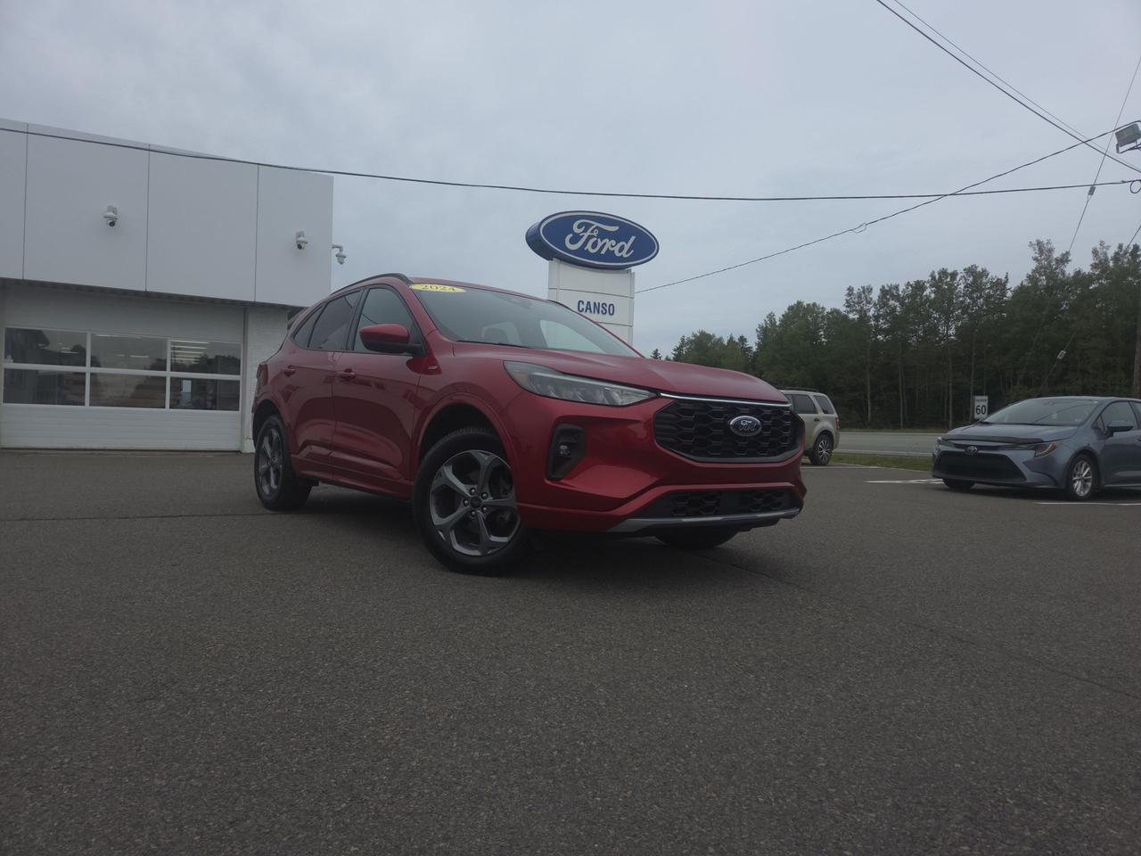  2024 Ford Escape ST-Line Select AWD   