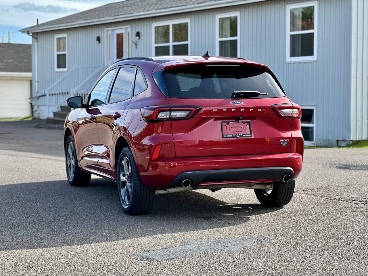 2024 Ford Escape ST-Line Photo3