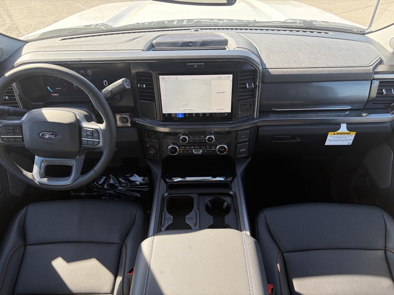2027 Ford F-350 Lariat Crew Cab Dually 4x4 Photo