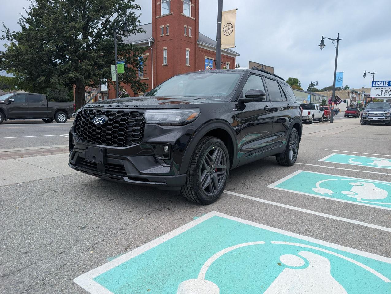 2027 Ford Explorer ST-Line 4WD Photo0