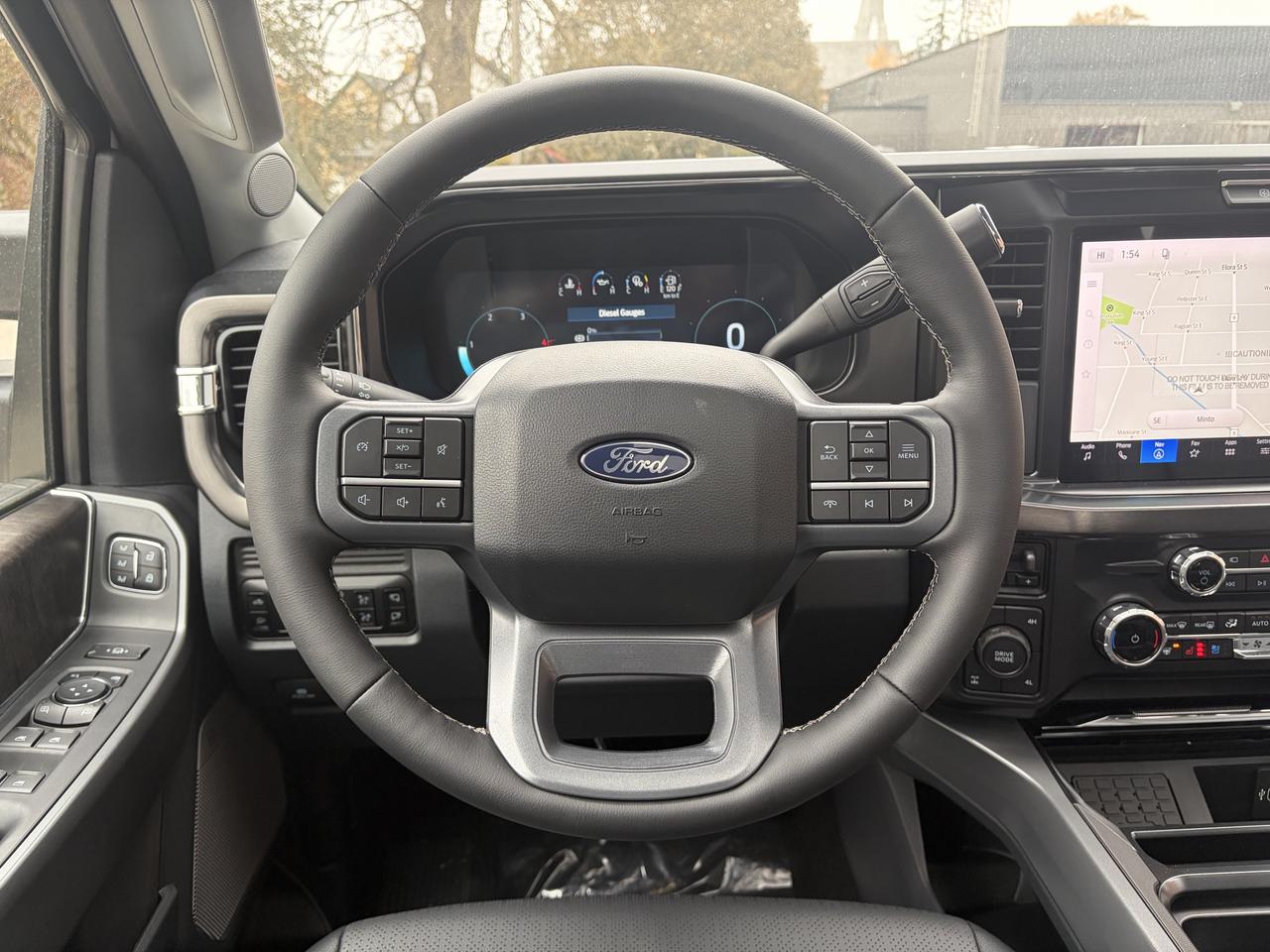 2027 Ford F-250 Lariat Crew Cab 4x4 Photo