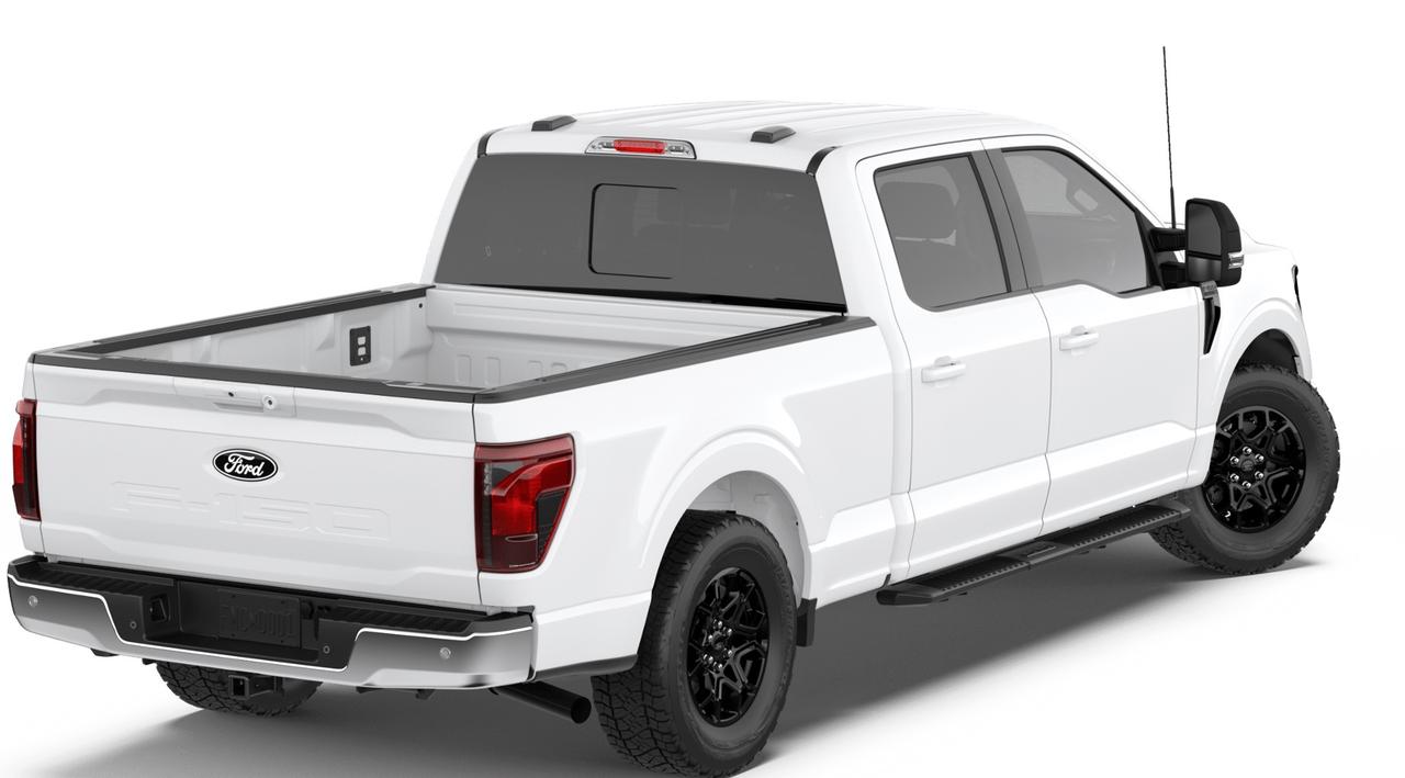 2026 Ford F-150 XLT SuperCrew 302A Long Box 4x4 Photo2