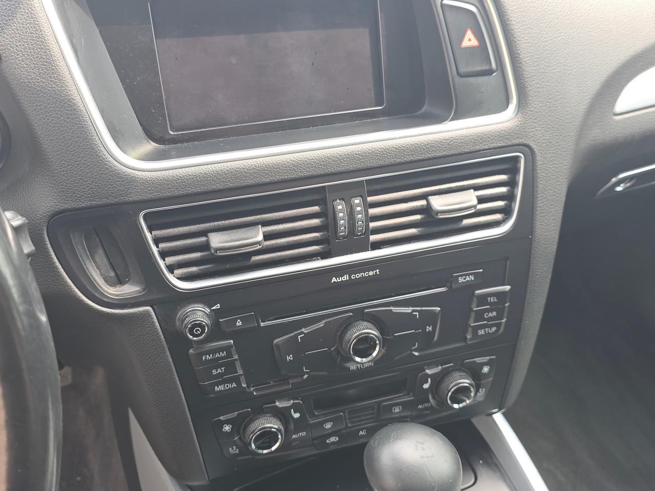 2012 Audi Q5 Premium Plus *GREAT MID-SIZED FAMILY SUV* Photo