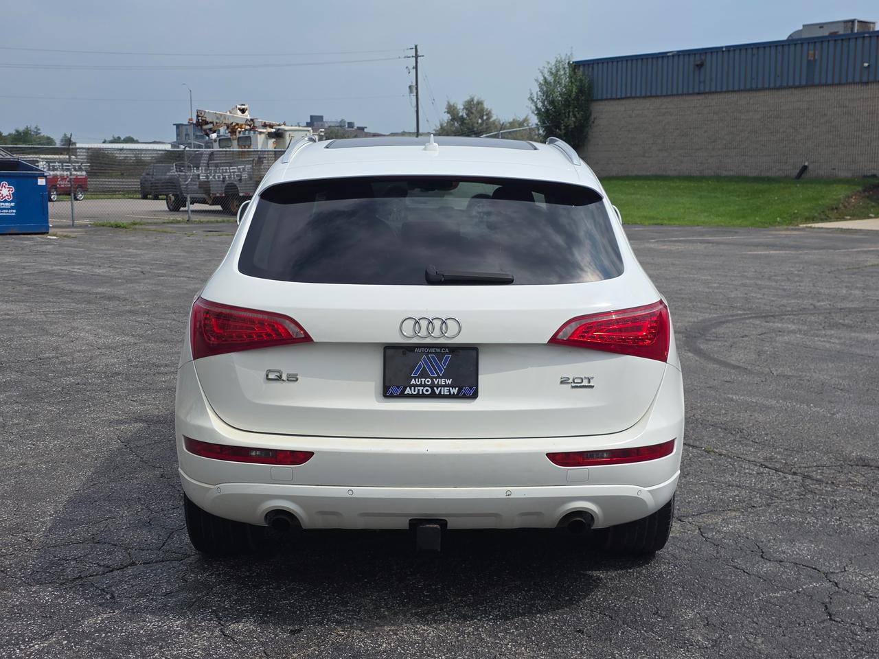 2012 Audi Q5 Premium Plus *GREAT MID-SIZED FAMILY SUV* Photo