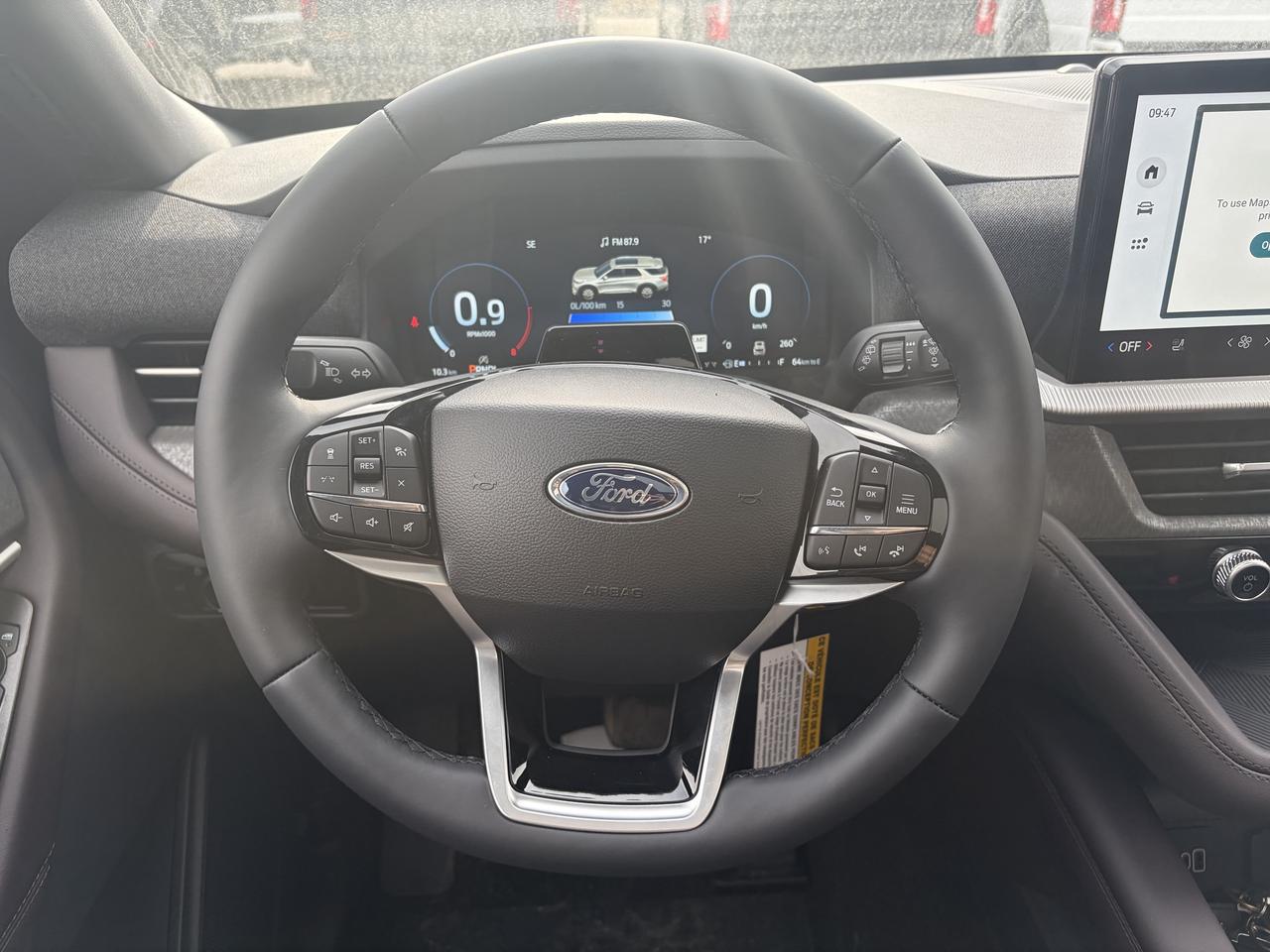 2027 Ford Explorer Platinum 4WD Photo