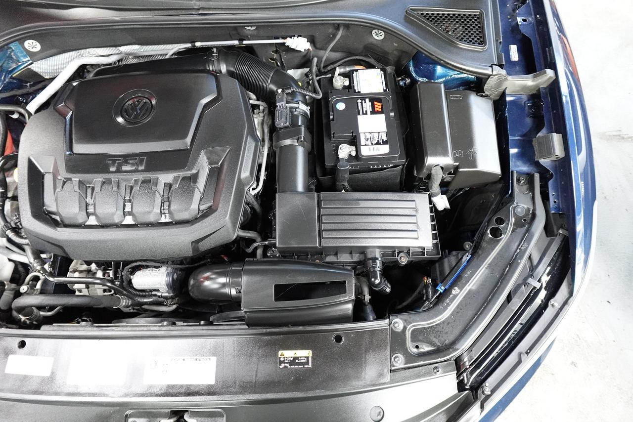 2018 Volkswagen Passat LOW KM ,NO ACCIDENT,NAVI,BLIND SPOT,LOADED Photo