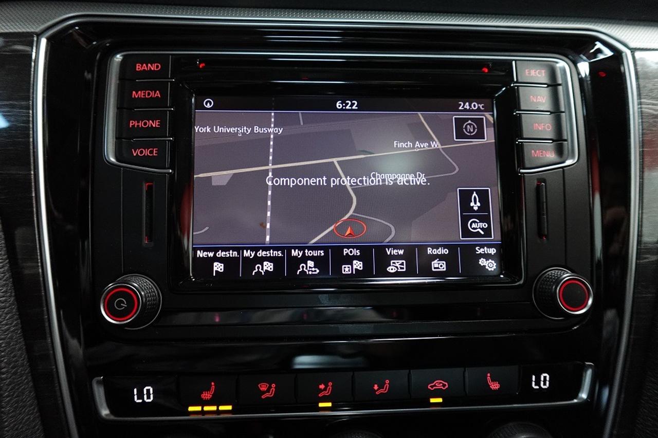 2018 Volkswagen Passat LOW KM ,NO ACCIDENT,NAVI,BLIND SPOT,LOADED Photo