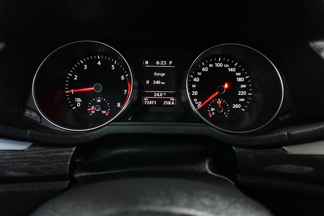 2018 Volkswagen Passat LOW KM ,NO ACCIDENT,NAVI,BLIND SPOT,LOADED Photo