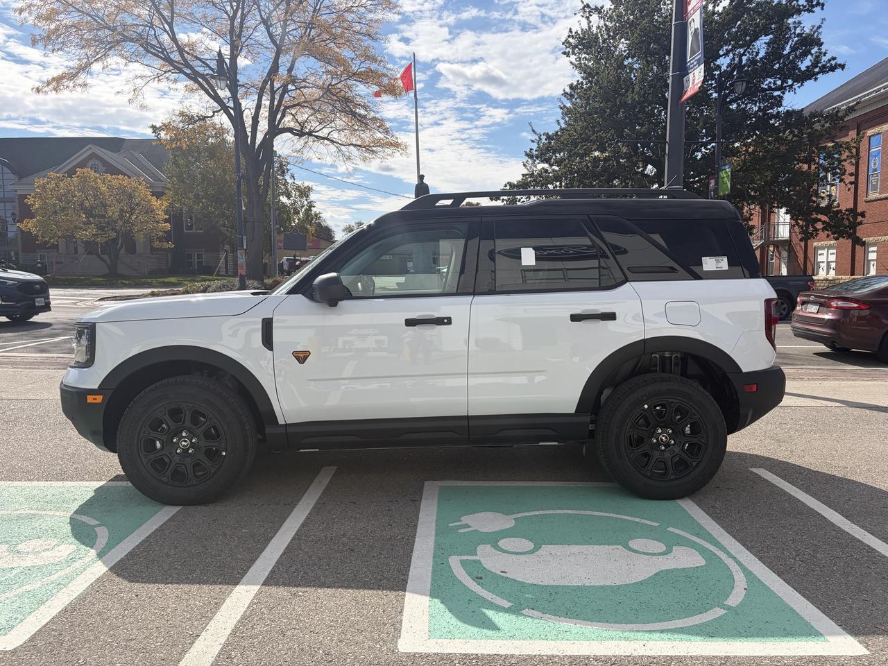 2026 Ford Bronco Sport Badlands 4x4 Photo2