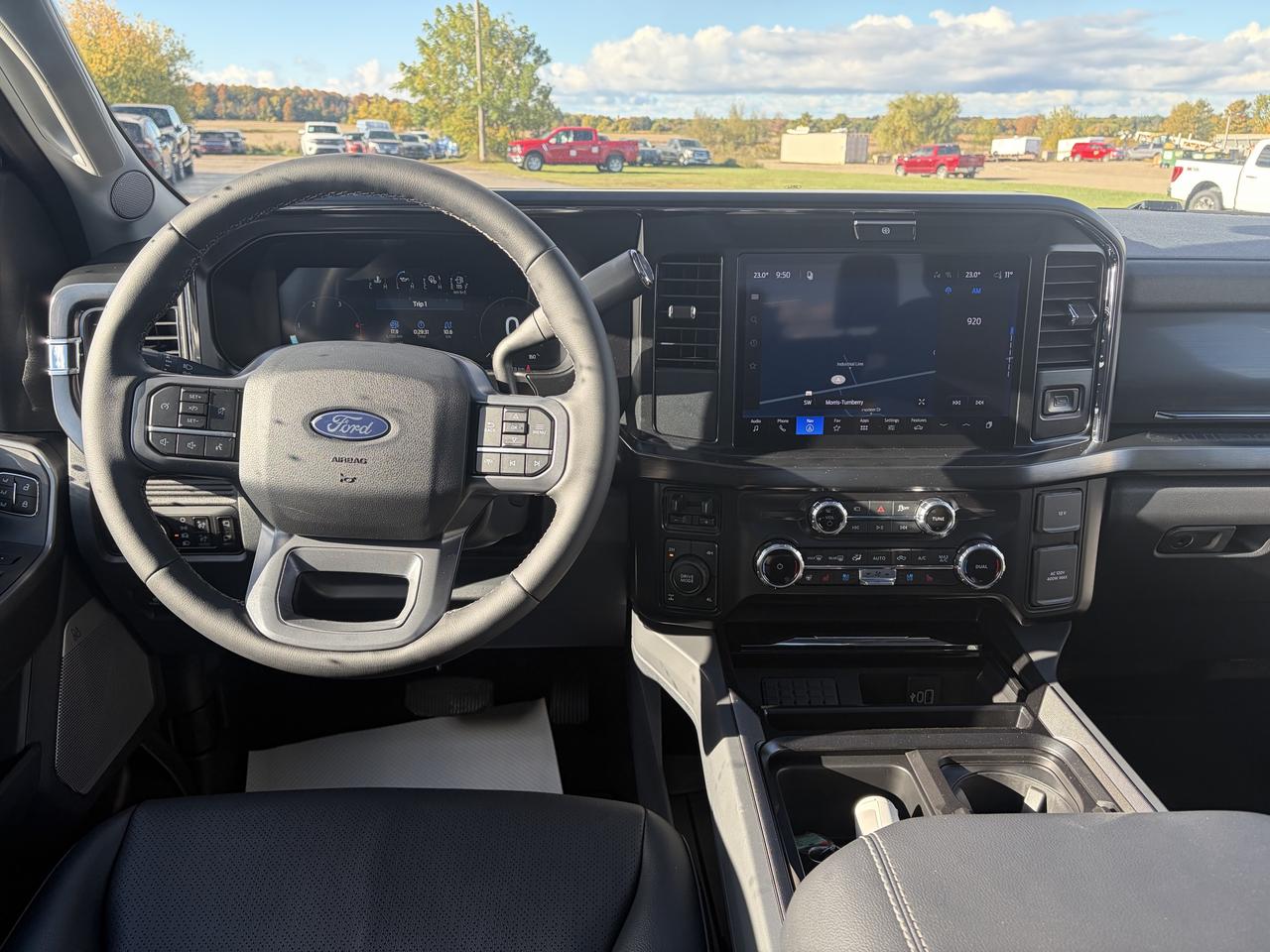 2027 Ford F-250 Lariat Crew Cab 4x4 Photo