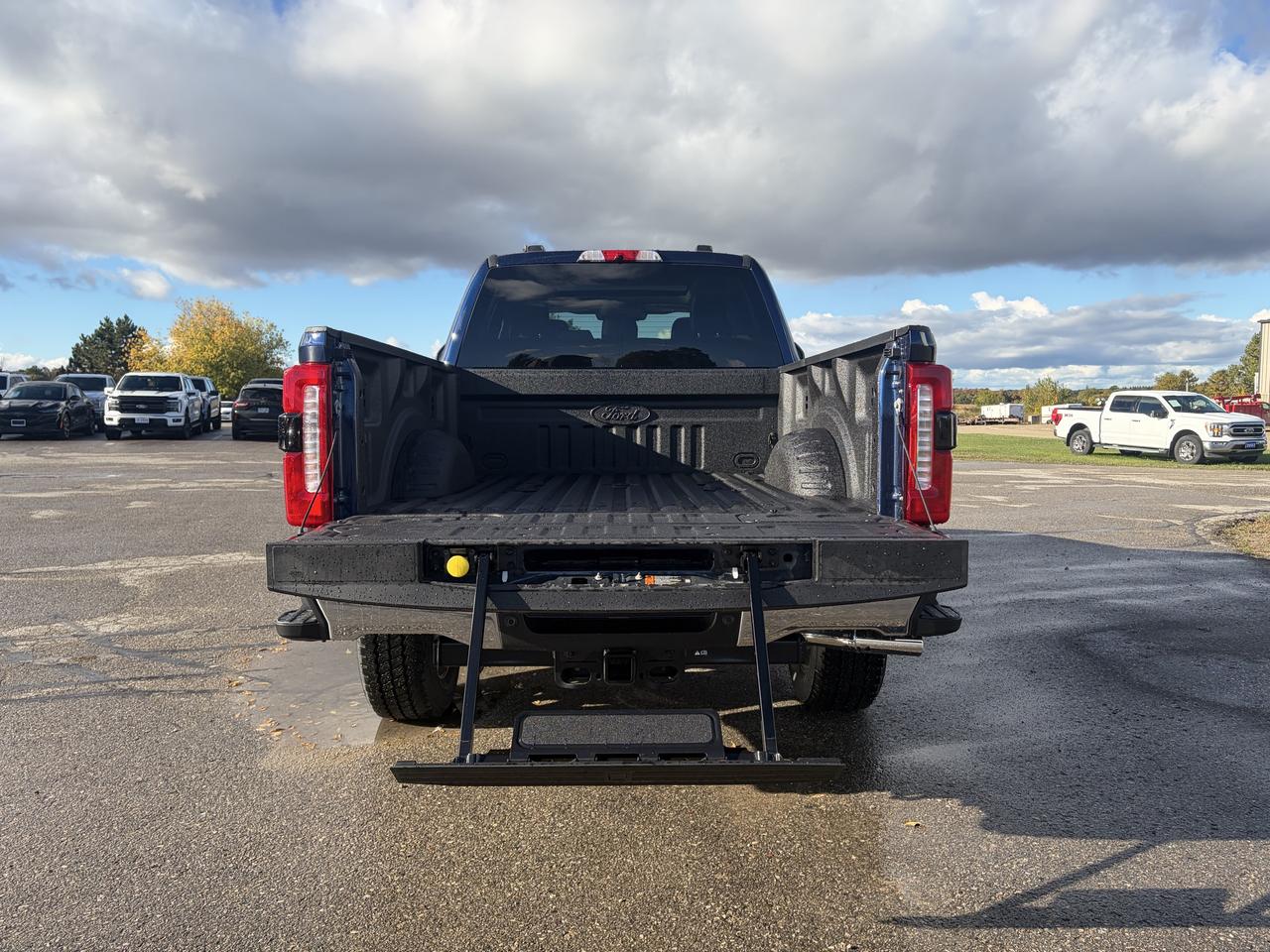 2027 Ford F-250 Lariat Crew Cab 4x4 Photo