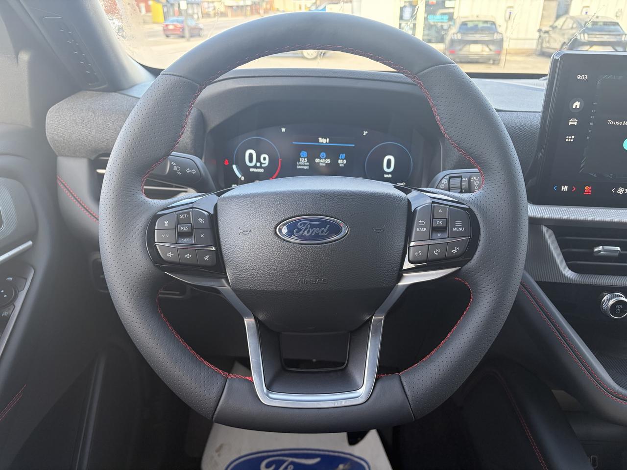 2027 Ford Explorer ST-Line 4WD Photo