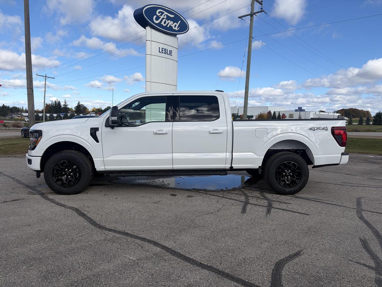 2026 Ford F-150 XLT SuperCrew 302A Long Box 4x4 Photo2