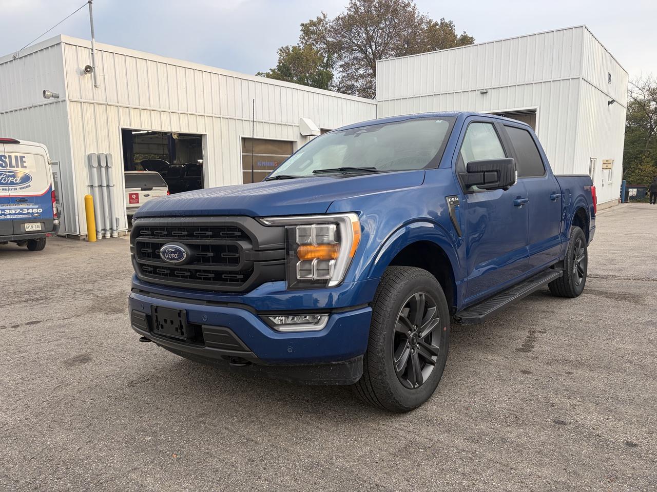 2023 Ford F-150 XLT 4WD SuperCrew 5.5' Box Photo0