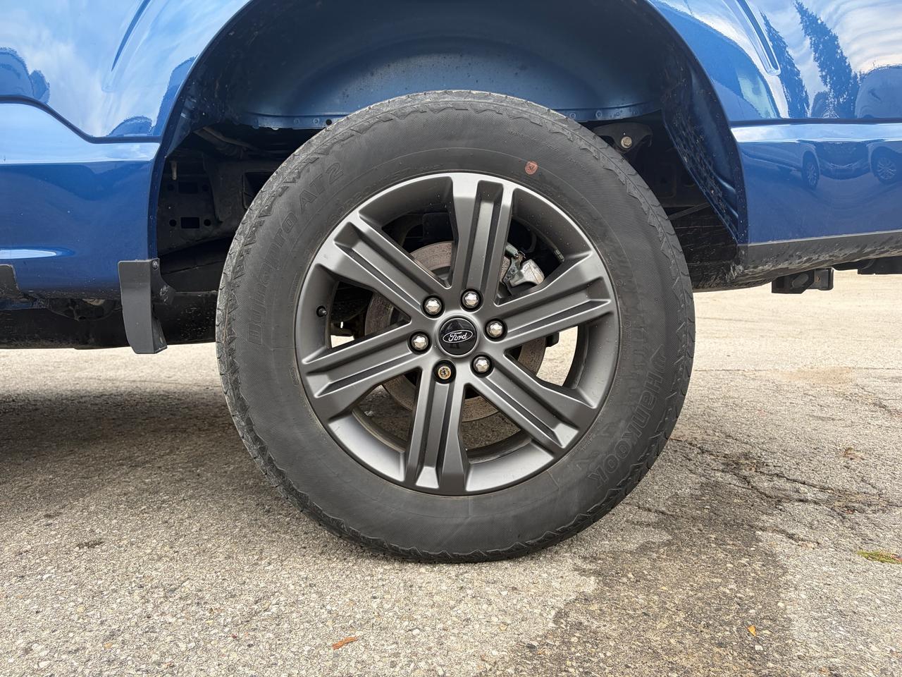 2023 Ford F-150 XLT 4WD SuperCrew 5.5' Box Photo