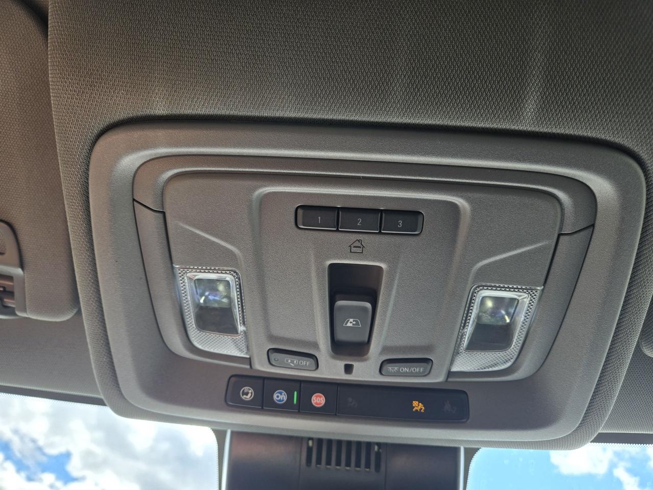2025 Chevrolet Silverado 1500 LT Photo