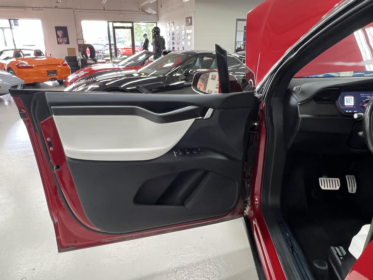 2019 Tesla Model X Performance Photo