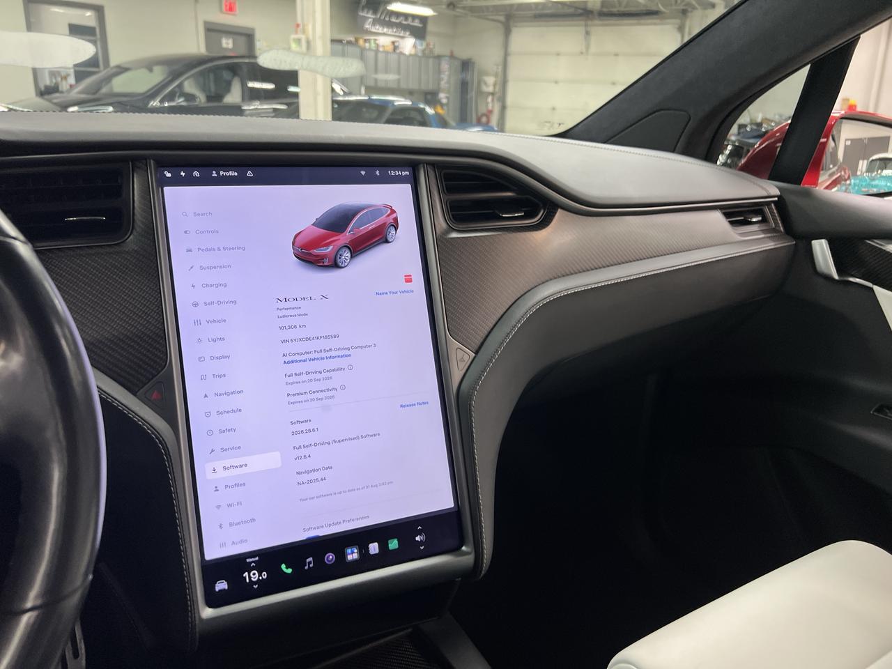 2019 Tesla Model X Performance Photo