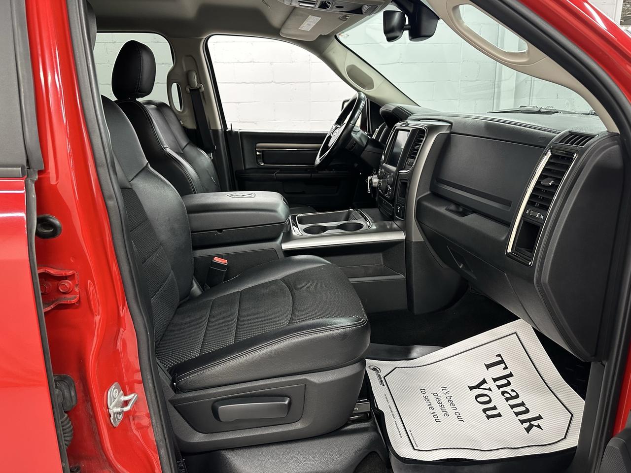 2017 RAM 1500 4WD Crew Cab 140.5" Sport Photo10
