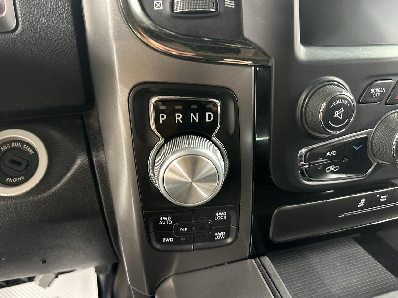 2017 RAM 1500 4WD Crew Cab 140.5" Sport Photo35