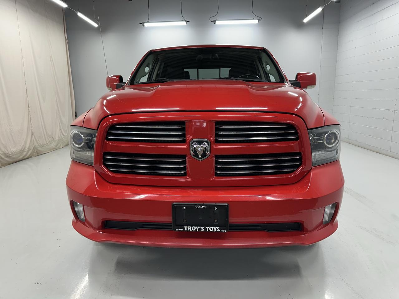 2017 RAM 1500 4WD Crew Cab 140.5" Sport Photo21