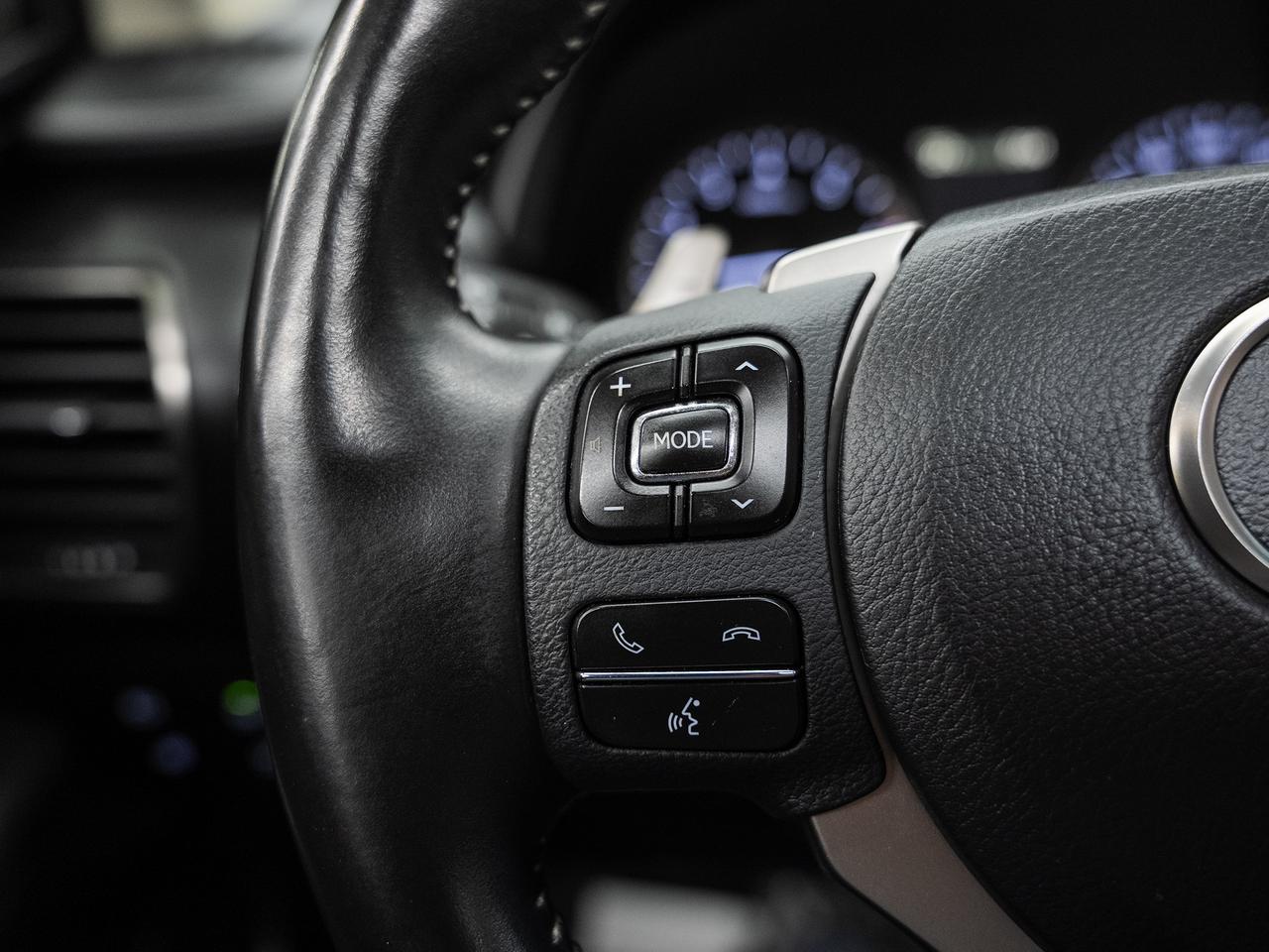 2019 Lexus NX 300 AWD | Sunroof | Leather | ACC | BSM | CarPlay