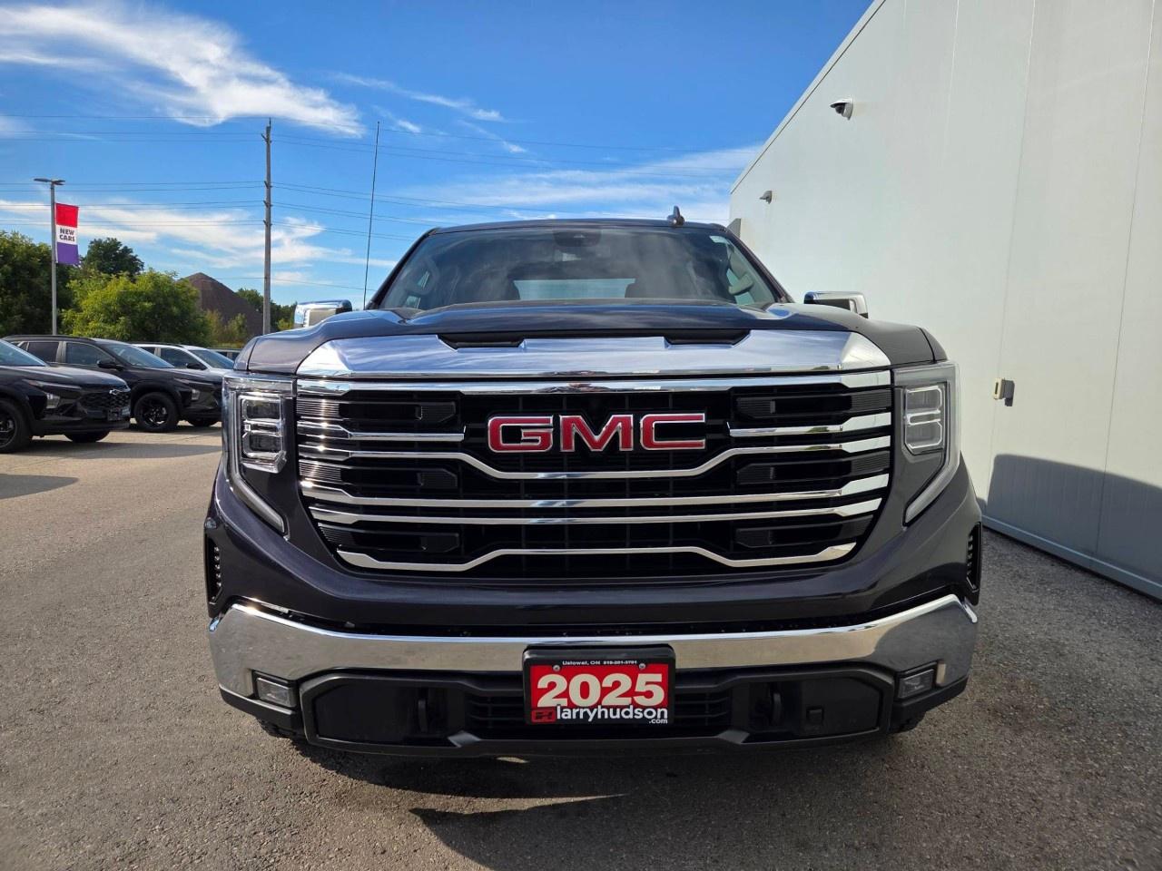 2025 GMC Sierra 1500 Crew Cab Short Box 4-Wheel Drive SLT Photo