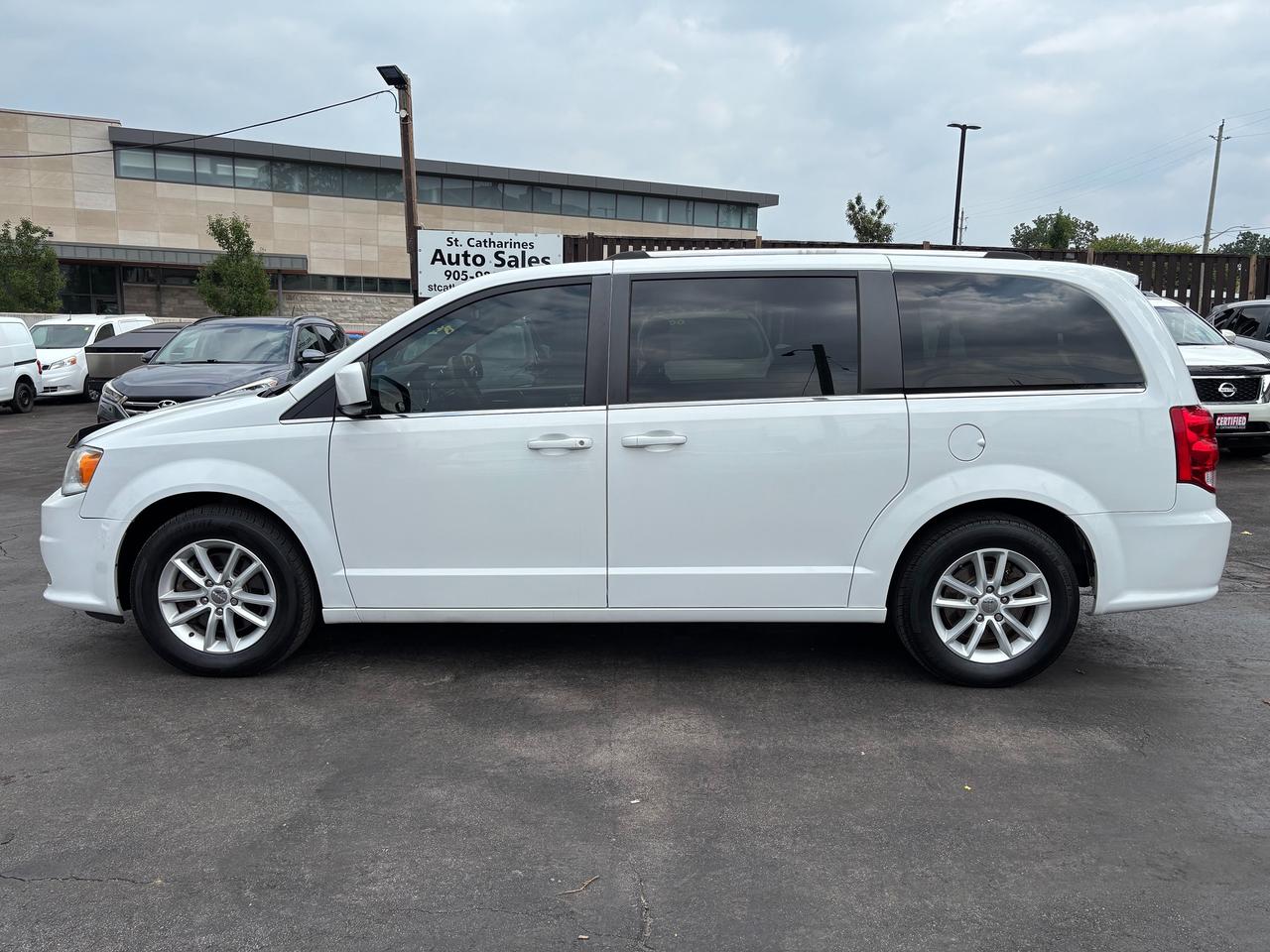 2019 Dodge Grand Caravan SXT Premium Plus Photo1