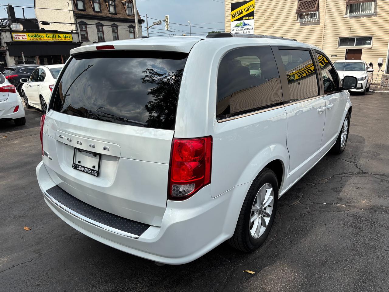2019 Dodge Grand Caravan SXT Premium Plus Photo