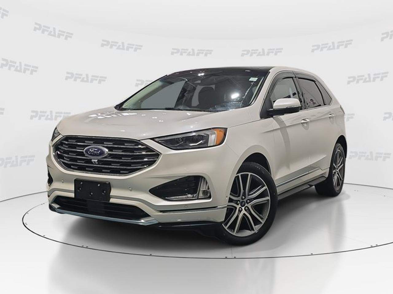 2019 Ford Edge Titanium Photo0