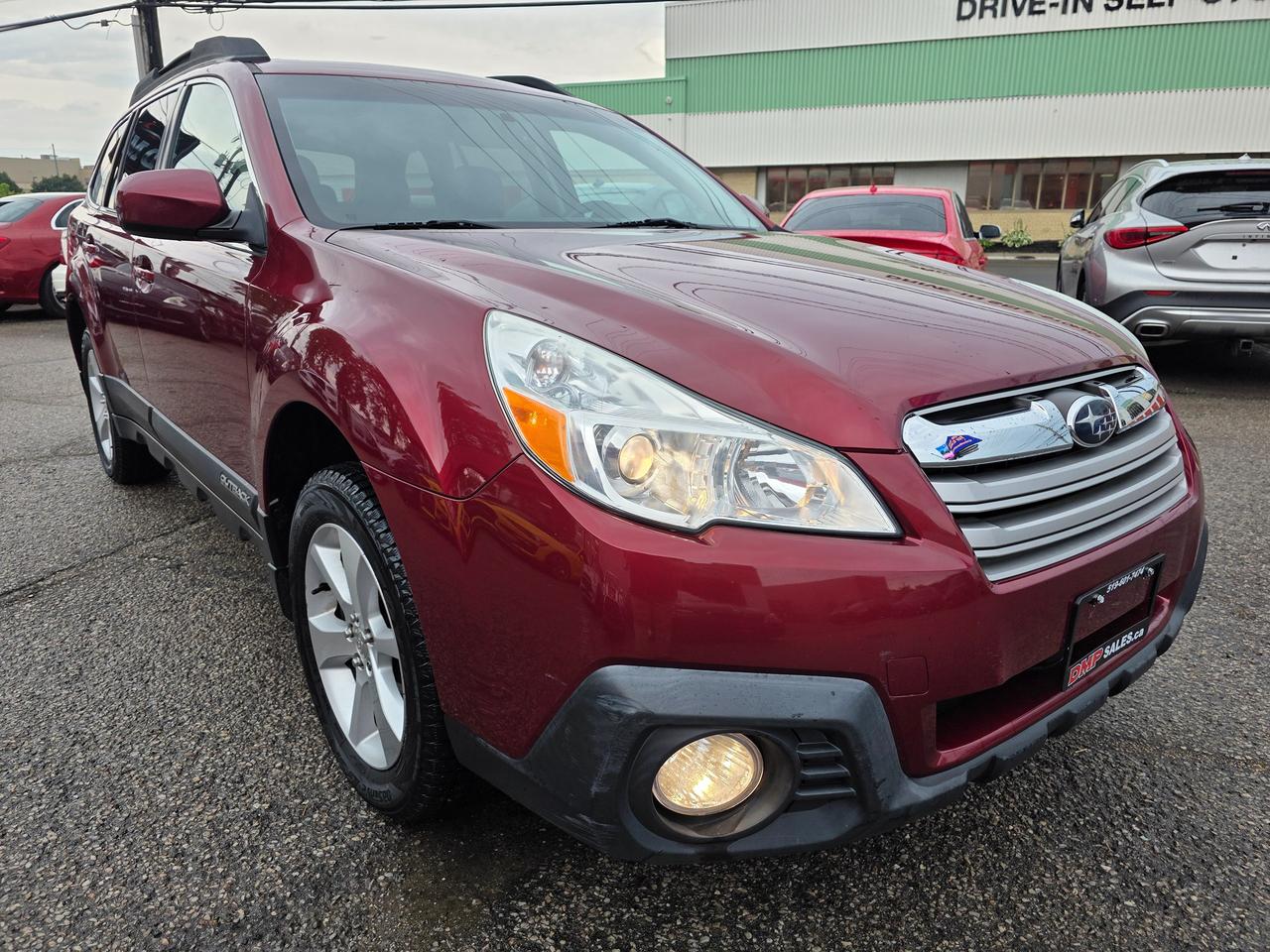 2014 Subaru Outback 3.6R Limited AWD Photo