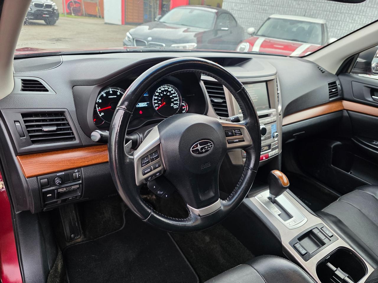2014 Subaru Outback 3.6R Limited AWD Photo