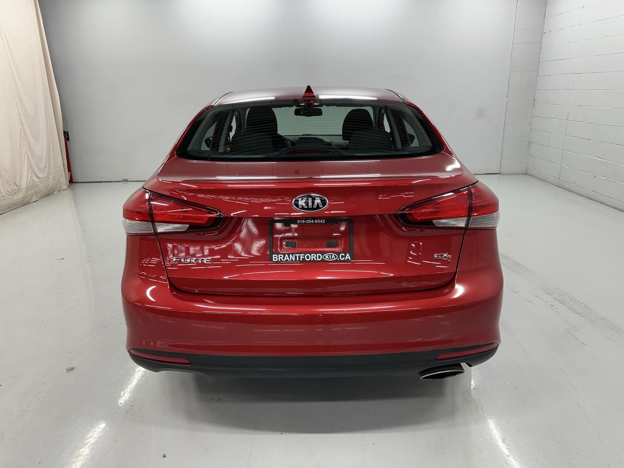2017 Kia Forte EX Photo5