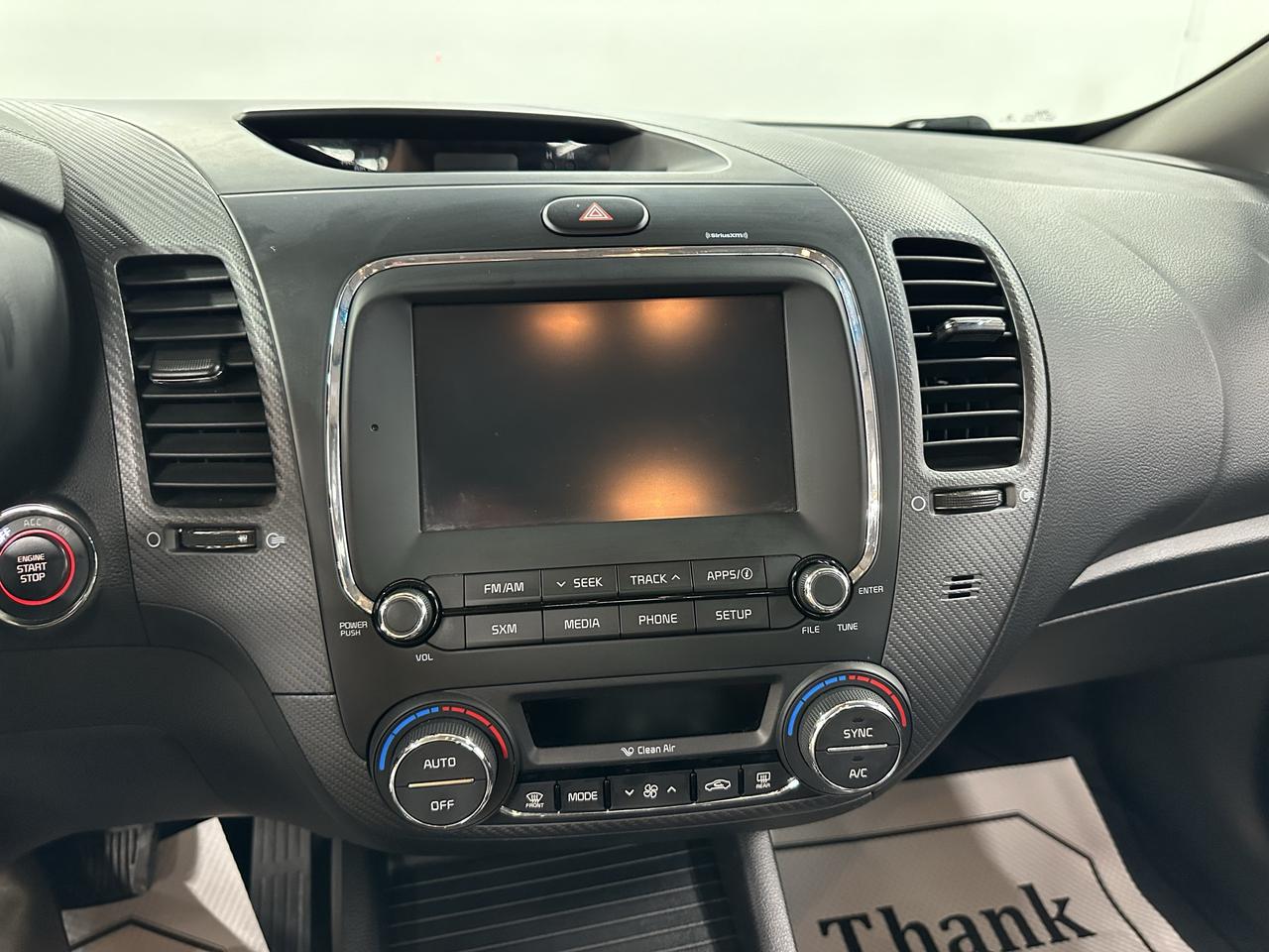 2017 Kia Forte EX Photo35