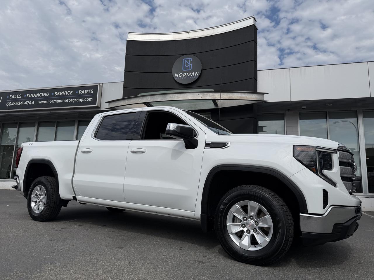 2023 GMC Sierra 1500 SLE CREW 4WD PWR HEATED SEAT/WHEEL B/U CAMERA - Photo #1