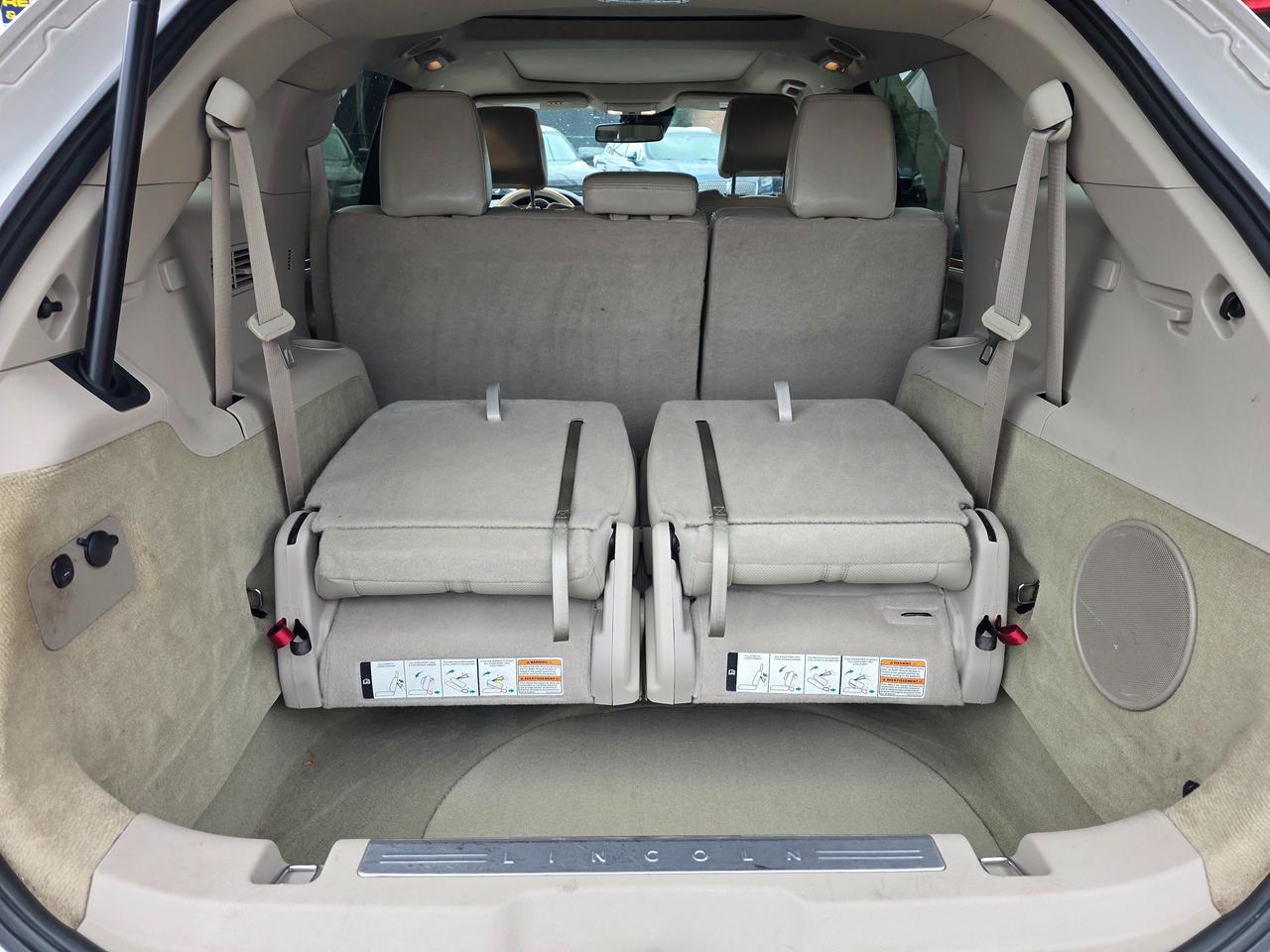 2012 Lincoln MKT 3.5L AWD Photo