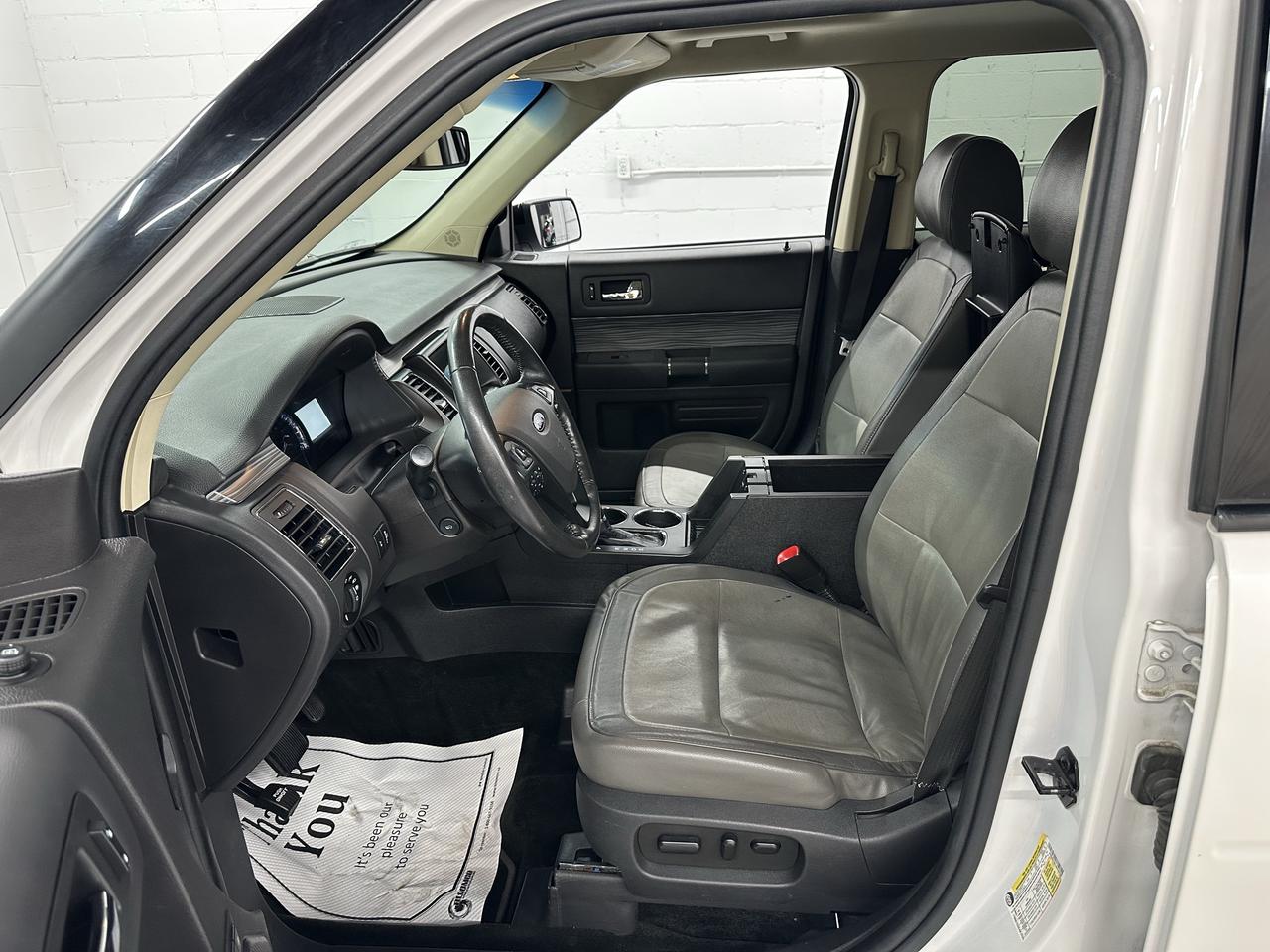 2018 Ford Flex SEL AWD Photo21
