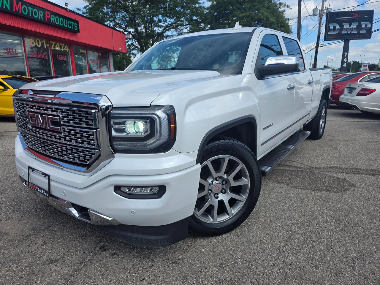 2018 GMC Sierra 1500 4WD Denali Crew Cab Photo