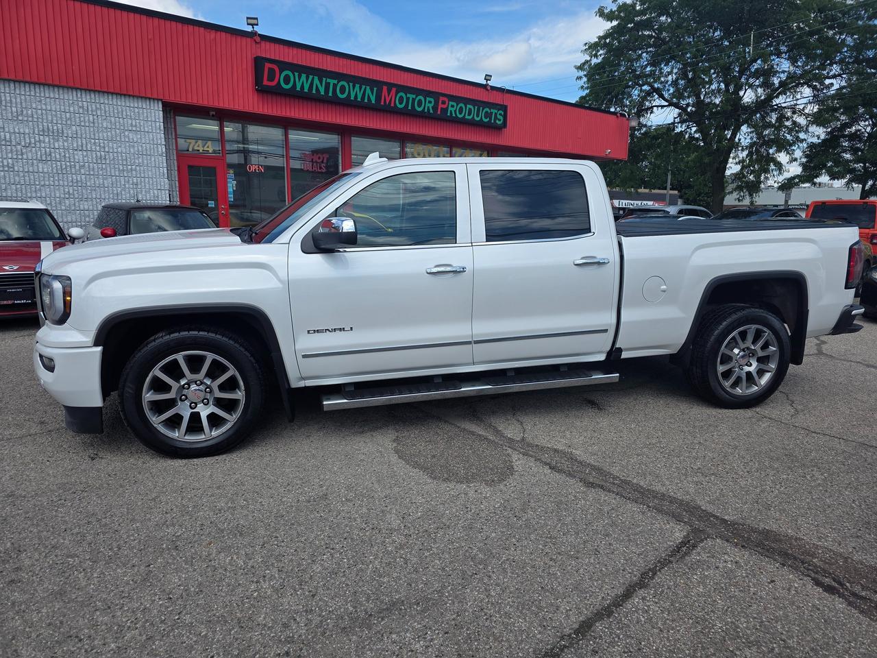 2018 GMC Sierra 1500 4WD Denali Crew Cab Photo