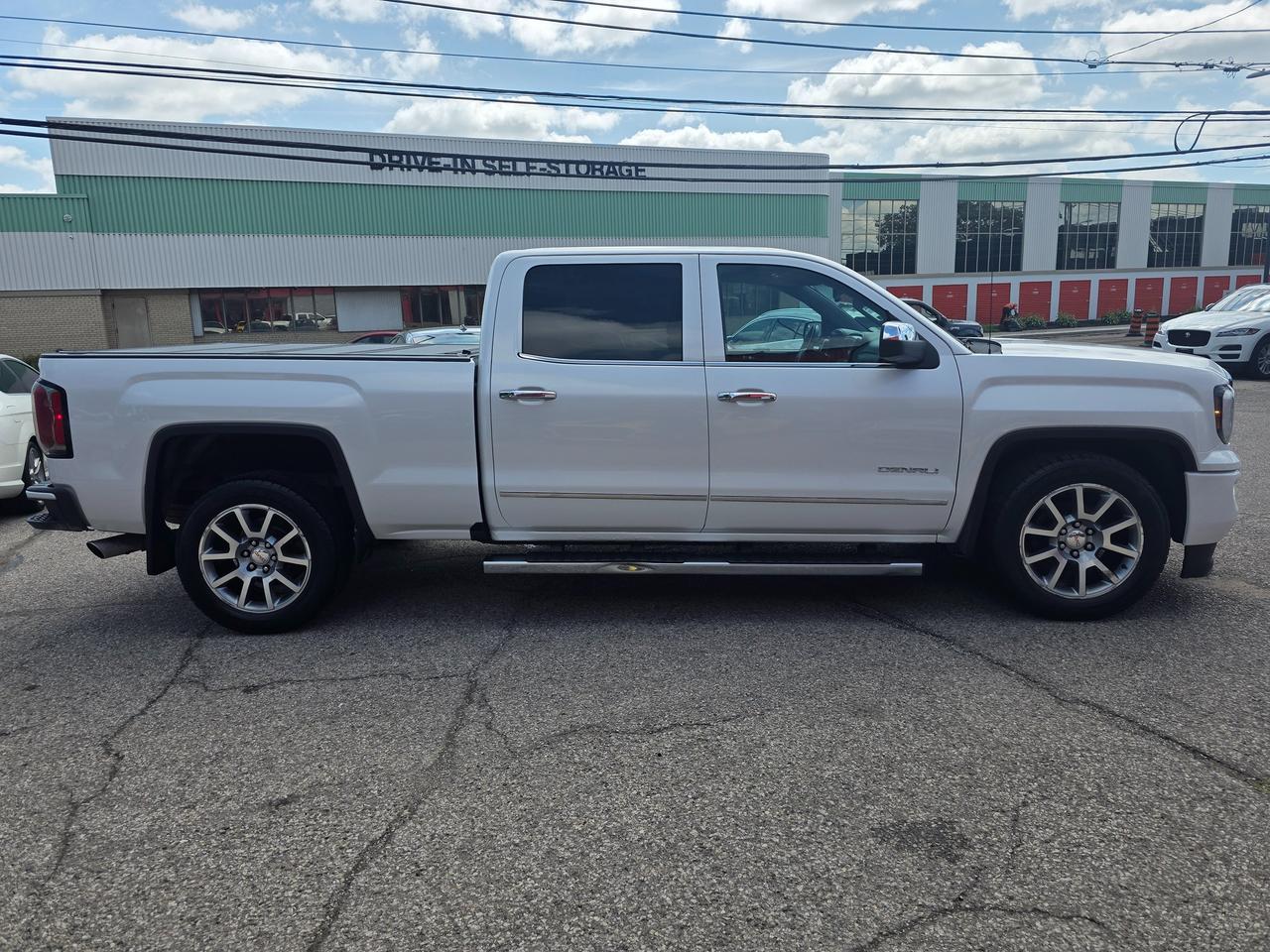 2018 GMC Sierra 1500 4WD Denali Crew Cab Photo