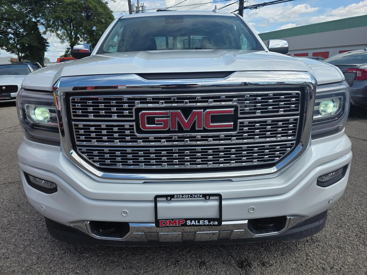 2018 GMC Sierra 1500 4WD Denali Crew Cab Photo