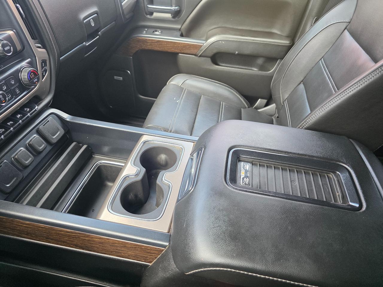 2018 GMC Sierra 1500 4WD Denali Crew Cab Photo