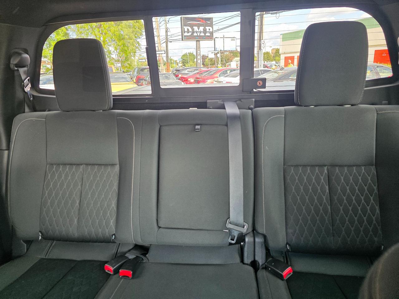 2018 Nissan Titan SV Midnight Edition 4WD Crew Cab Photo