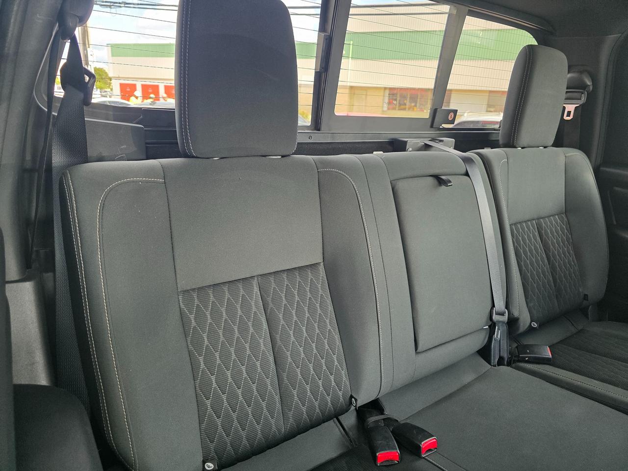 2018 Nissan Titan SV Midnight Edition 4WD Crew Cab Photo